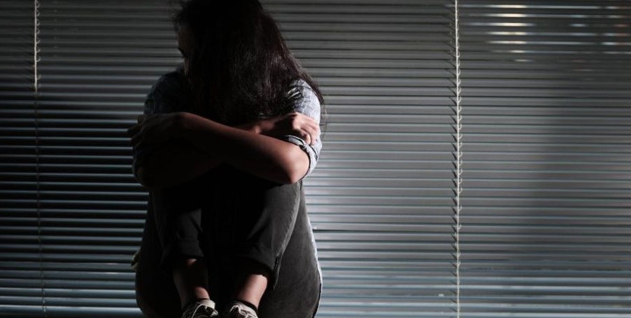 Ελλάδα: Εφιάλτης για 13χρονη: 19χρονος Πακιστανός αποπειράθηκε να ασελγήσει πάνω της